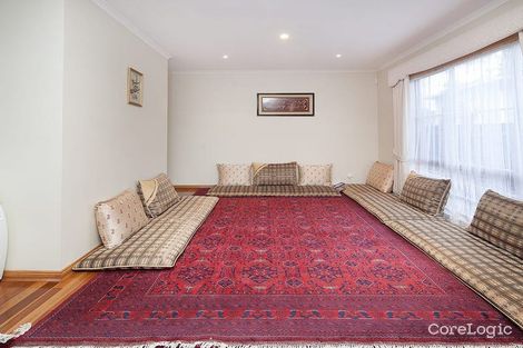 Property photo of 8 Banyalla Drive Cranbourne West VIC 3977