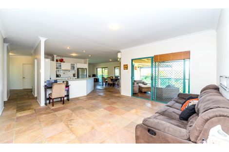 Property photo of 19 Austral Crescent Pacific Pines QLD 4211