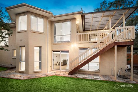 Property photo of 10 Hillcrest Court Donvale VIC 3111