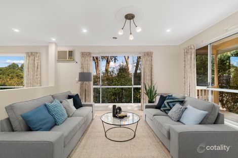 Property photo of 10 Hillcrest Court Donvale VIC 3111
