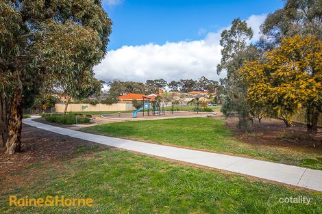 Property photo of 6 Fairbairn Grove Sunbury VIC 3429