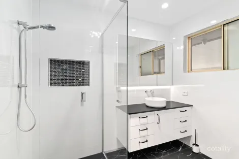 Property photo of 34 Murray Crescent Nambour QLD 4560