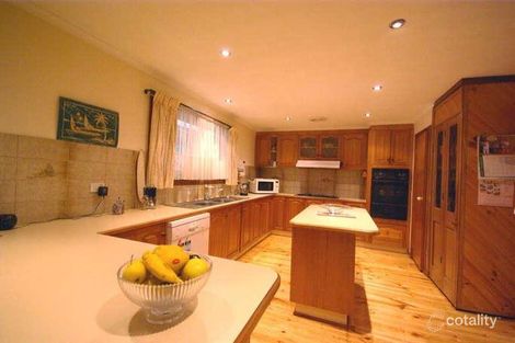 Property photo of 26 Conran Avenue Endeavour Hills VIC 3802