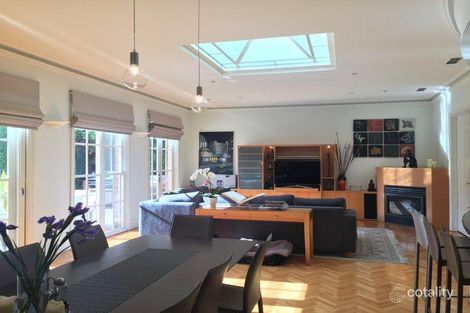 Property photo of 18 Glenbervie Road Toorak VIC 3142