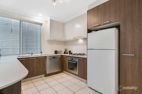 Property photo of 163 Central Avenue Indooroopilly QLD 4068