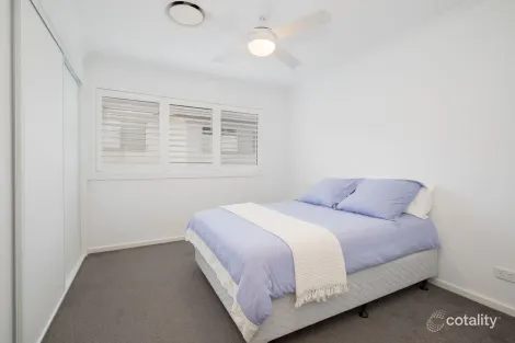 Property photo of 2/9 Myrtle Close Adamstown Heights NSW 2289