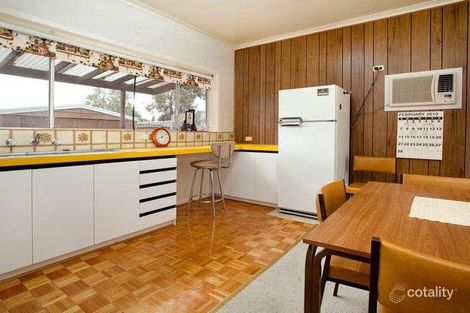 Property photo of 38 Golf View Road Heatherton VIC 3202