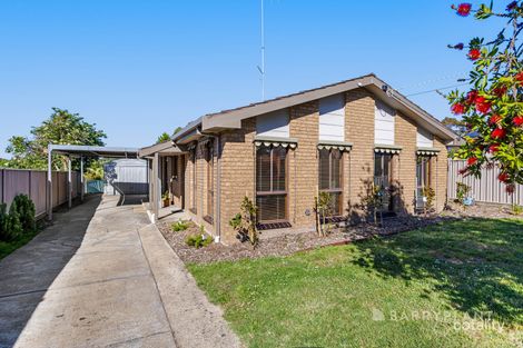Property photo of 11 Lovenear Grove Ballarat East VIC 3350