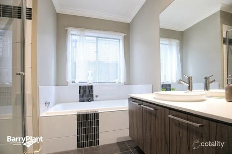 Property photo of 10 Millicent Drive Craigieburn VIC 3064