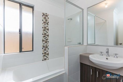 Property photo of 4/17 Banyard Avenue Kelmscott WA 6111