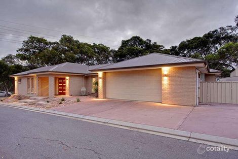 1/24 Golf Course Dr, Woodcroft, SA 5162