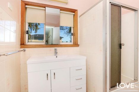Property photo of 54 Leamington Street Reservoir VIC 3073