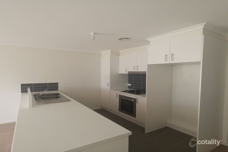 Property photo of 3/2 Neil Currie Street Casey ACT 2913