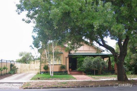 32 Newstead St, Maribyrnong, VIC 3032