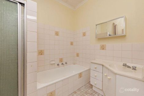 Property photo of 73 Dandenong Road East Frankston VIC 3199