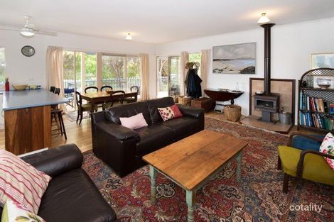 Property photo of 4 Bandicoot Close Gnarabup WA 6285