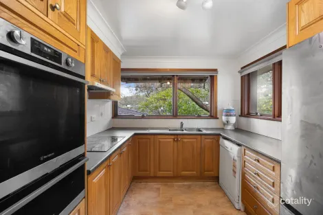 Property photo of 83 Coal Point Road Coal Point NSW 2283