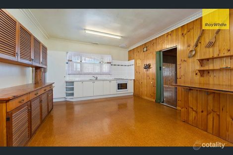 Property photo of 27 Ivanhoe Avenue St Albans VIC 3021