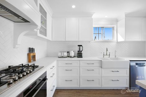 Property photo of 4 Sandringham Drive Robina QLD 4226