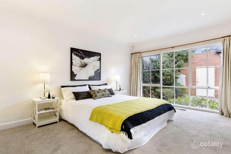 Property photo of 1/406 Wattletree Road Malvern East VIC 3145