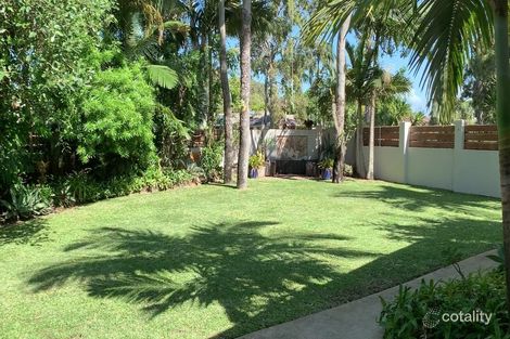 Property photo of 10 Dapplewood Close Andergrove QLD 4740