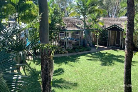 Property photo of 10 Dapplewood Close Andergrove QLD 4740