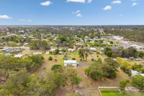 8-10 East St, Howard, QLD 4659