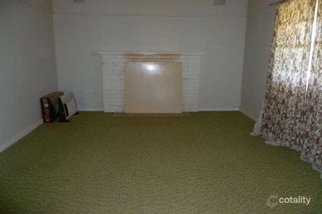 Property photo of 96 De Boos Street Temora NSW 2666