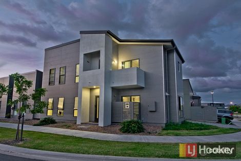 Property photo of 22 Blue Mountains Crescent Fitzgibbon QLD 4018