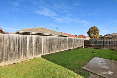 Property photo of 48 Szer Way Carrum Downs VIC 3201