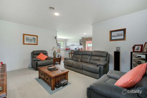 Property photo of 27 Goris Close Bittern VIC 3918
