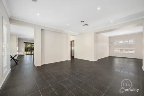 Property photo of 4 Levanter Cove Mernda VIC 3754