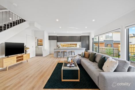 2/22 Mines Rd, Ringwood East, VIC 3135