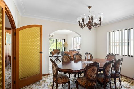 Property photo of 1 Tutt Crescent Chiswick NSW 2046