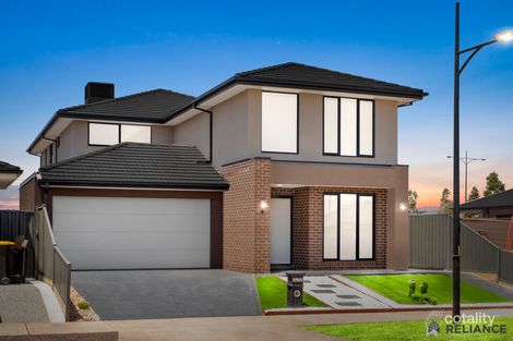 Property photo of 8 Ambervue Drive Cobblebank VIC 3338