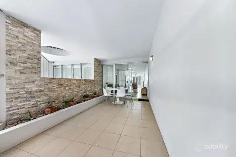 Property photo of 21/18 Seaview Drive Airlie Beach QLD 4802