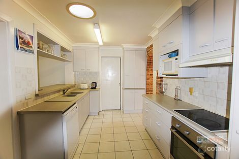 Property photo of 18 Green Lea Crescent Coffs Harbour NSW 2450