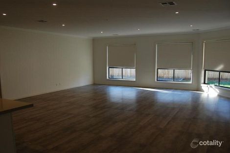Property photo of 3 Tankee Place Queanbeyan East NSW 2620