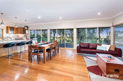 Property photo of 22 Summit Crescent Ringwood North VIC 3134