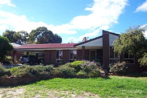 Property photo of 24 Armour Way Lesmurdie WA 6076