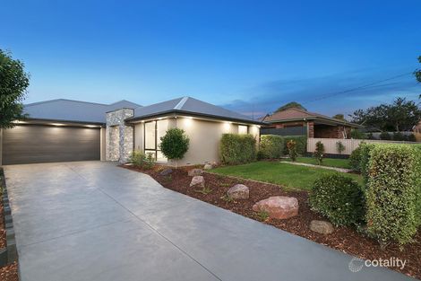 60 Narr-Maen Dr, Croydon Hills, VIC 3136