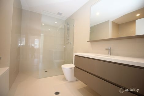 Property photo of 422/2 Palm Avenue Breakfast Point NSW 2137