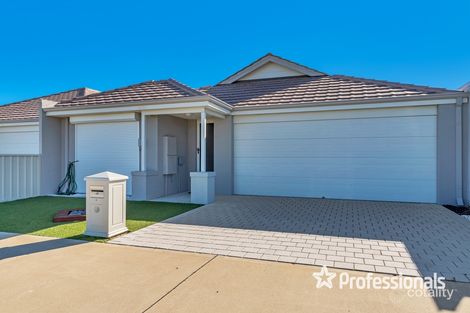 Property photo of 6 Mallina Crescent Golden Bay WA 6174