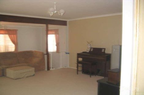 Property photo of 17 Joalah Crescent Ferny Hills QLD 4055