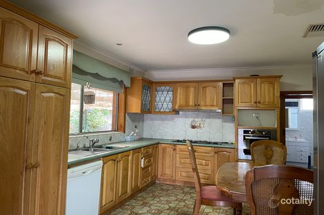 Property photo of 4 Mackenzie Street Reservoir VIC 3073