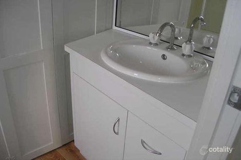 Property photo of 32 Burnett Street Nanango QLD 4615