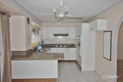 Property photo of 27 Gymea Crescent Mannering Park NSW 2259