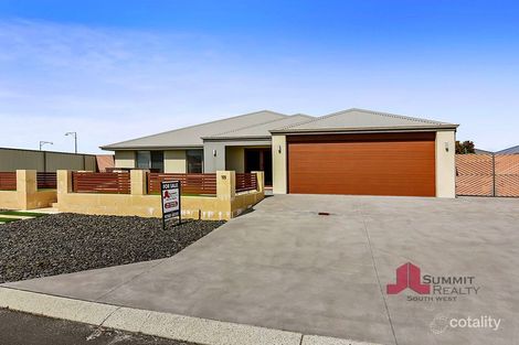 Property photo of 18 Pearl Link Australind WA 6233