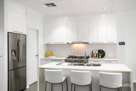 Property photo of 4 Breeze Place Fairy Meadow NSW 2519