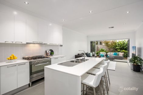 Property photo of 4 Breeze Place Fairy Meadow NSW 2519
